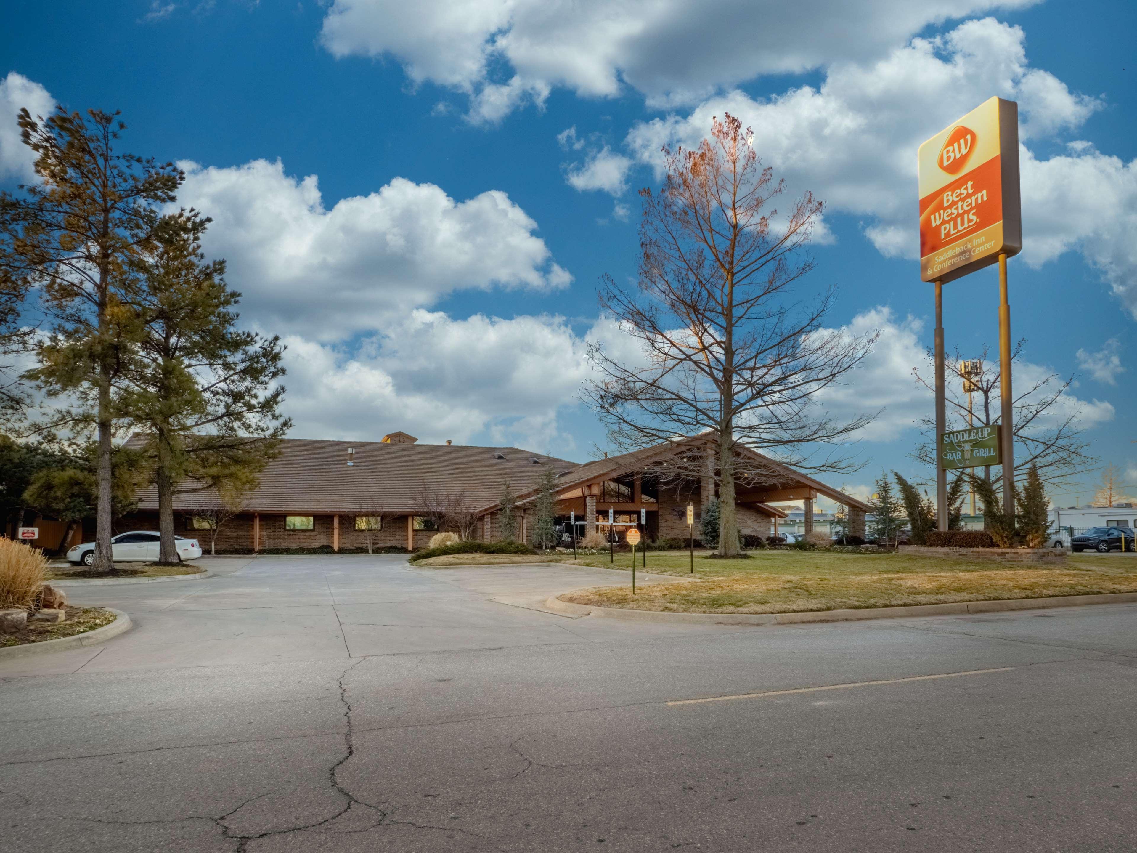 Best Western Plus Saddleback Inn And Conference Center Oklahoma City Buitenkant foto